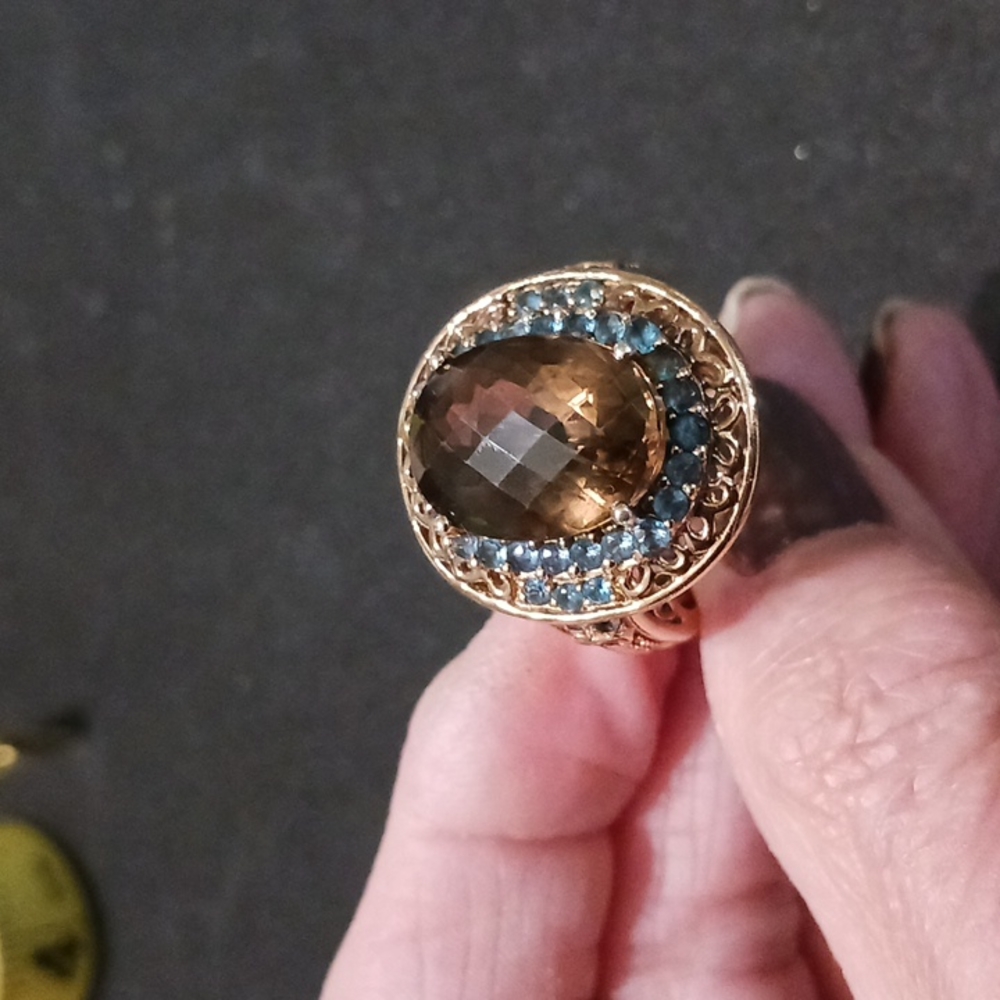 Womans  Bold Statement  Ring 9